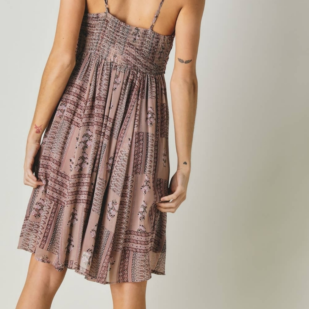 Mauve Dress - Picture 7 of 7